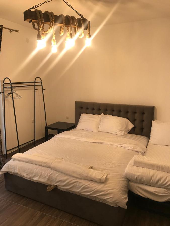 Apartmani Anja โอครีด ภายนอก รูปภาพ